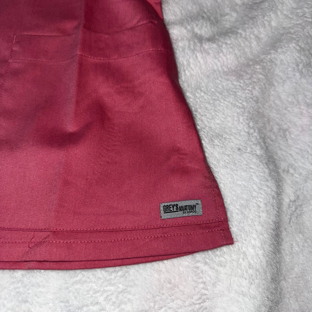 Greys Anatomy by Barco Womens Nectar Pink Embroidered Scrub Top 41284 XS NEW - Picture 2 of 13